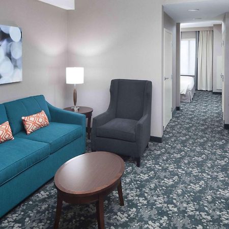 Hilton Garden Inn Detroit/Novi Ngoại thất bức ảnh