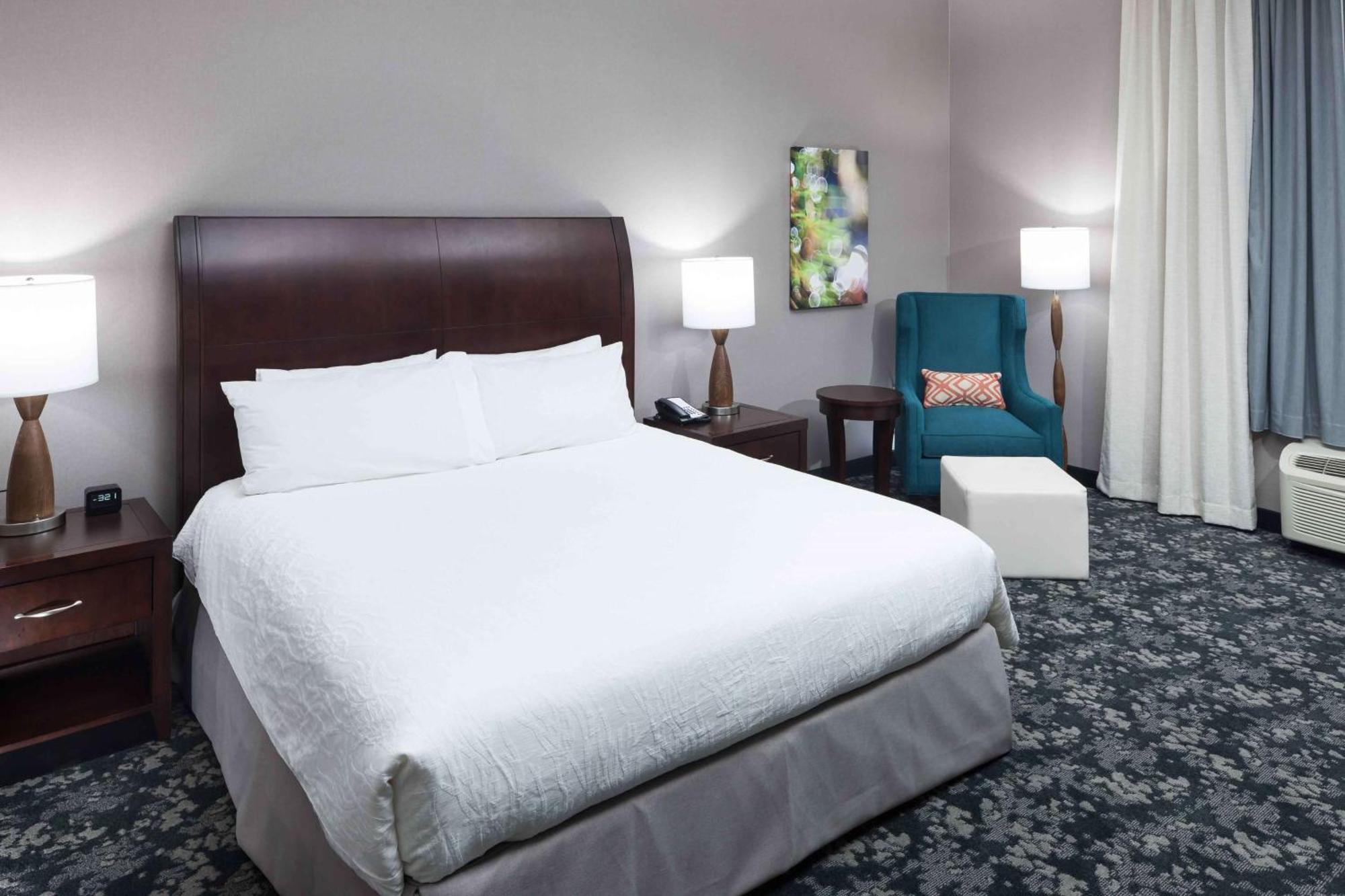 Hilton Garden Inn Detroit/Novi Ngoại thất bức ảnh
