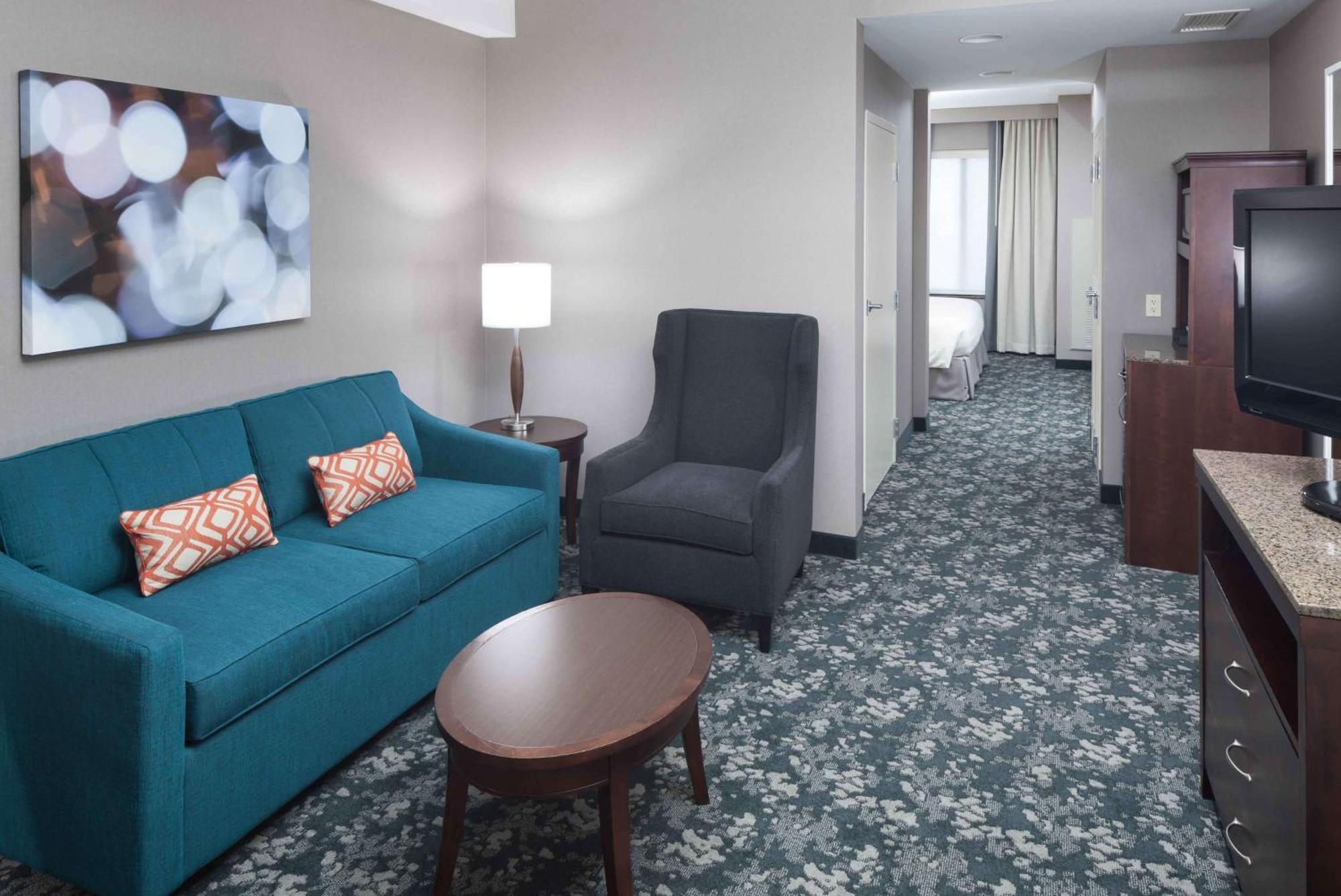 Hilton Garden Inn Detroit/Novi Ngoại thất bức ảnh