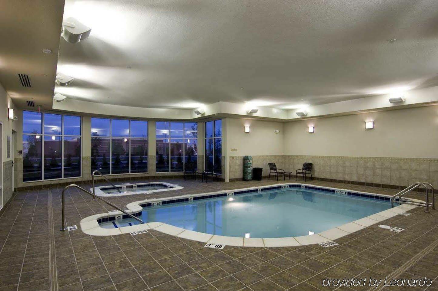 Hilton Garden Inn Detroit/Novi Ngoại thất bức ảnh